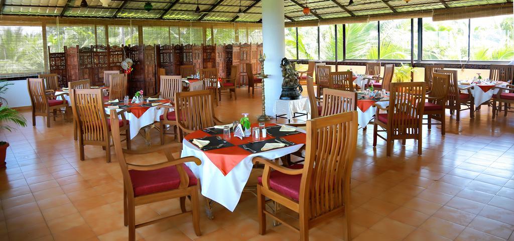 Chakra Ayurvedic Resort Kovalam Exterior foto