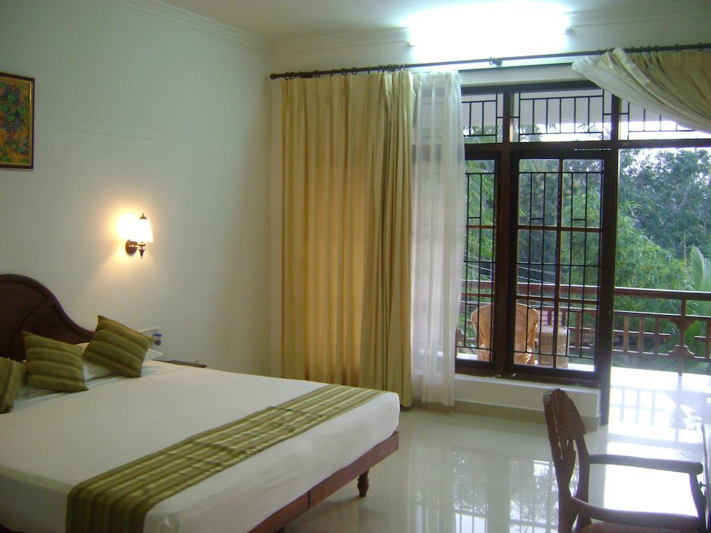 Chakra Ayurvedic Resort Kovalam Quarto foto